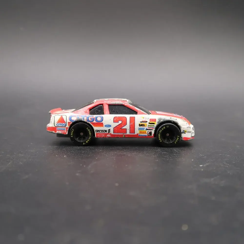 Racing Champions Diecast Cars Set of 2 1:64 Scale NASCAR #21 #6 PLEASE READ
